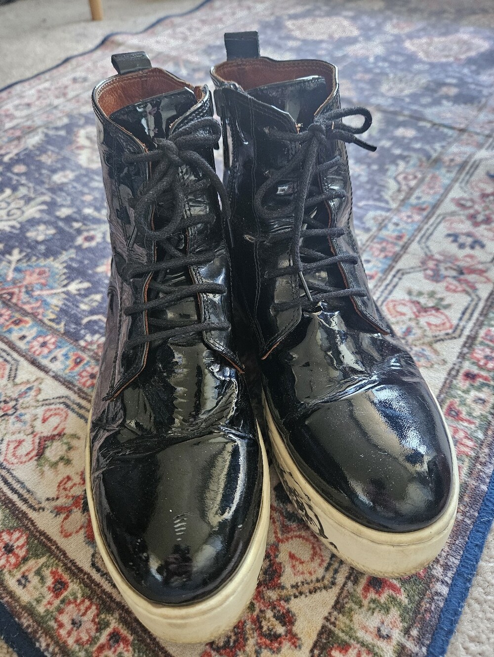 Vitacci black patent leather platform combat boots. 37EU